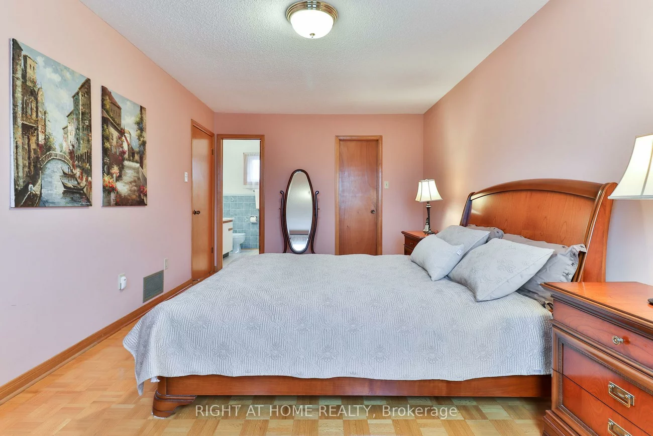 1433, Bough Beeches, Rathwood, Mississauga