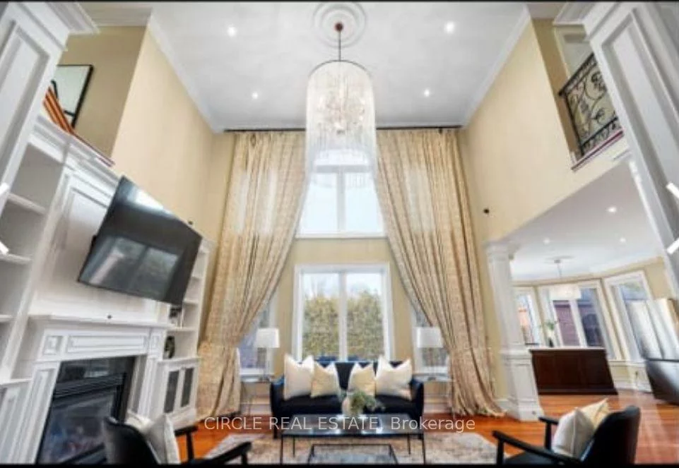 2489, Olinda, Erindale, Mississauga