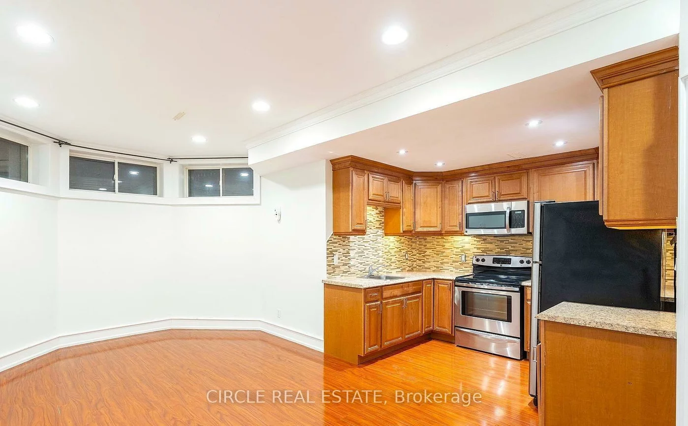 2489, Olinda, Erindale, Mississauga