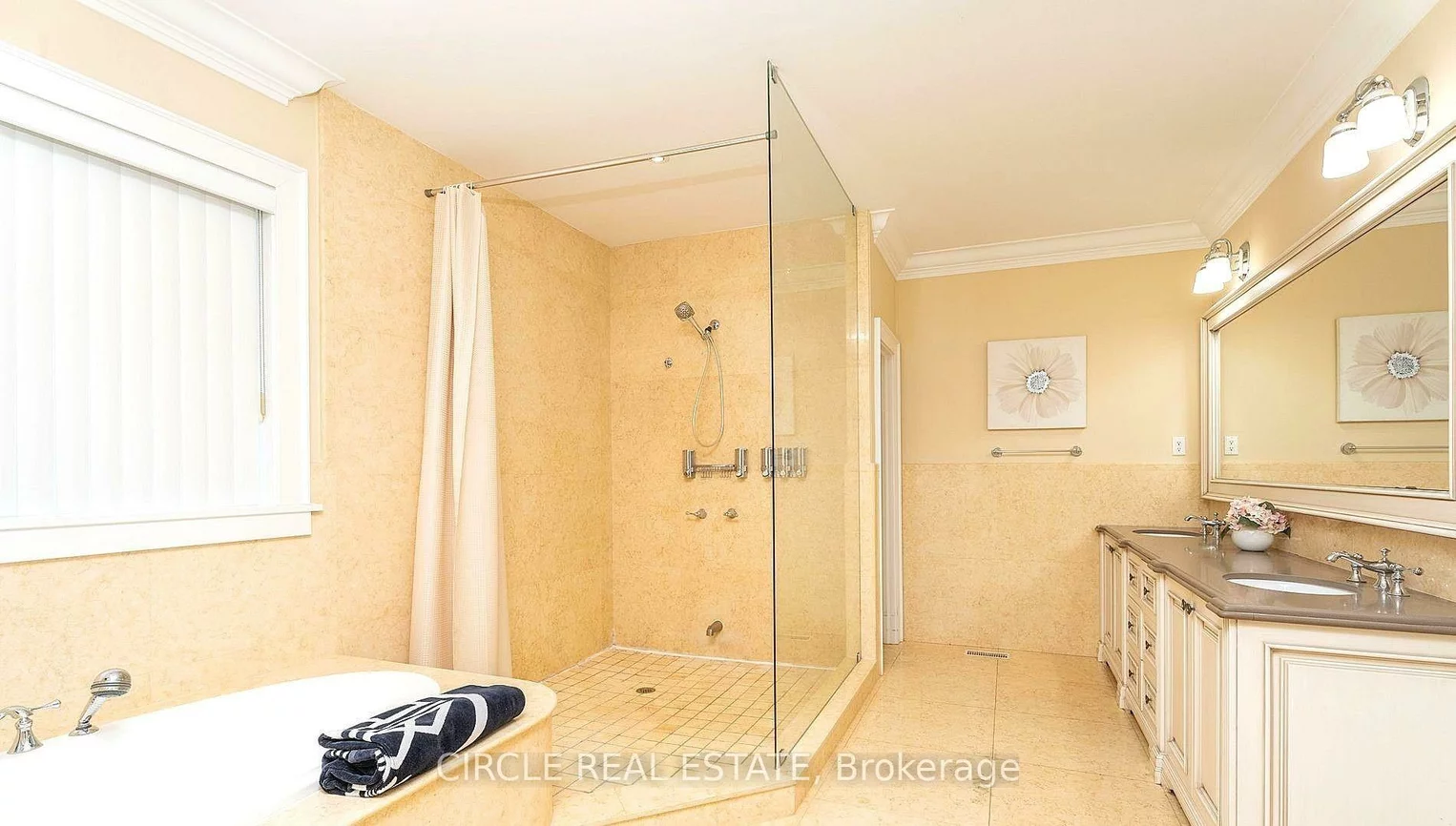 2489, Olinda, Erindale, Mississauga