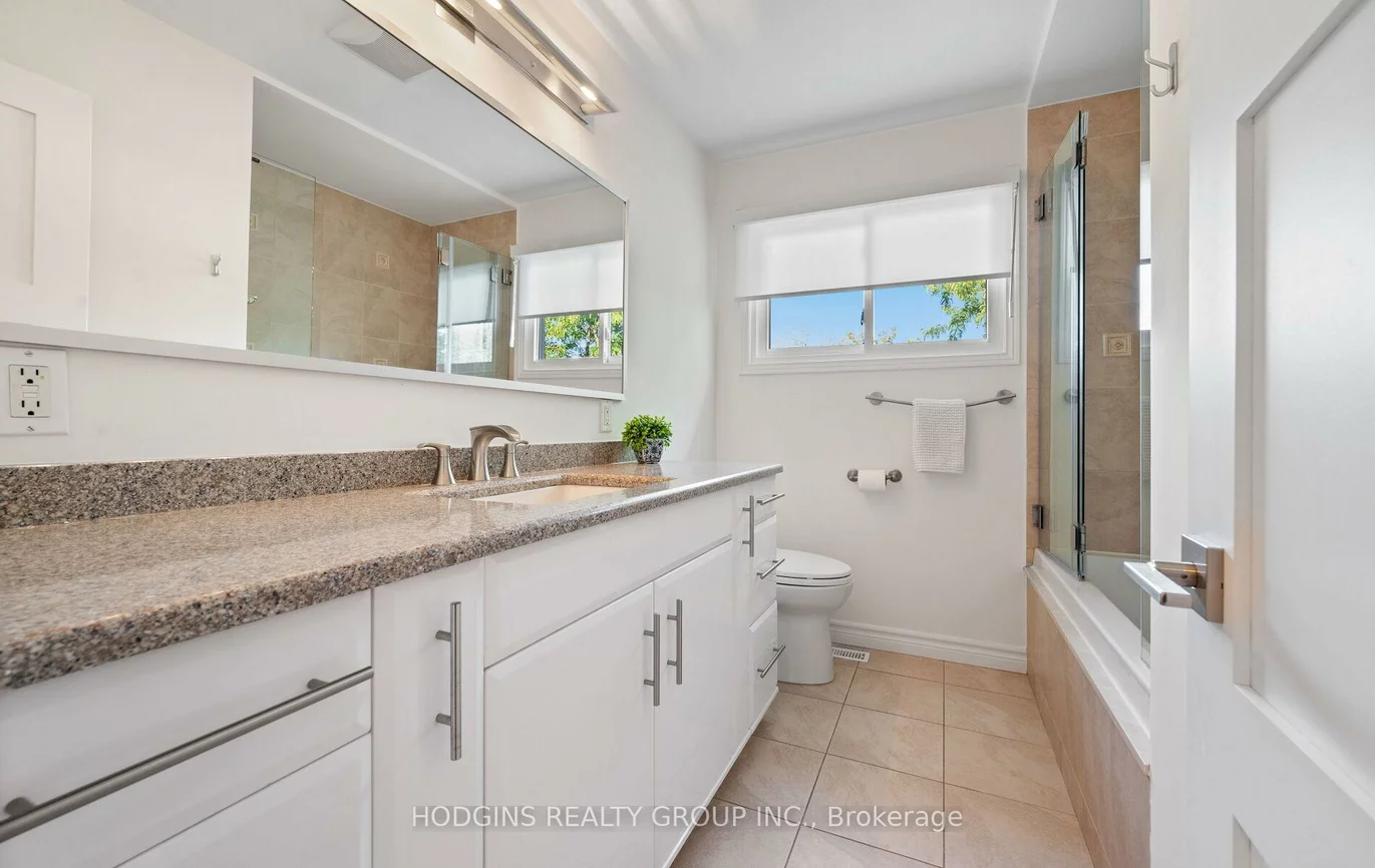 1726, Sherwood Forrest, Sheridan, Mississauga