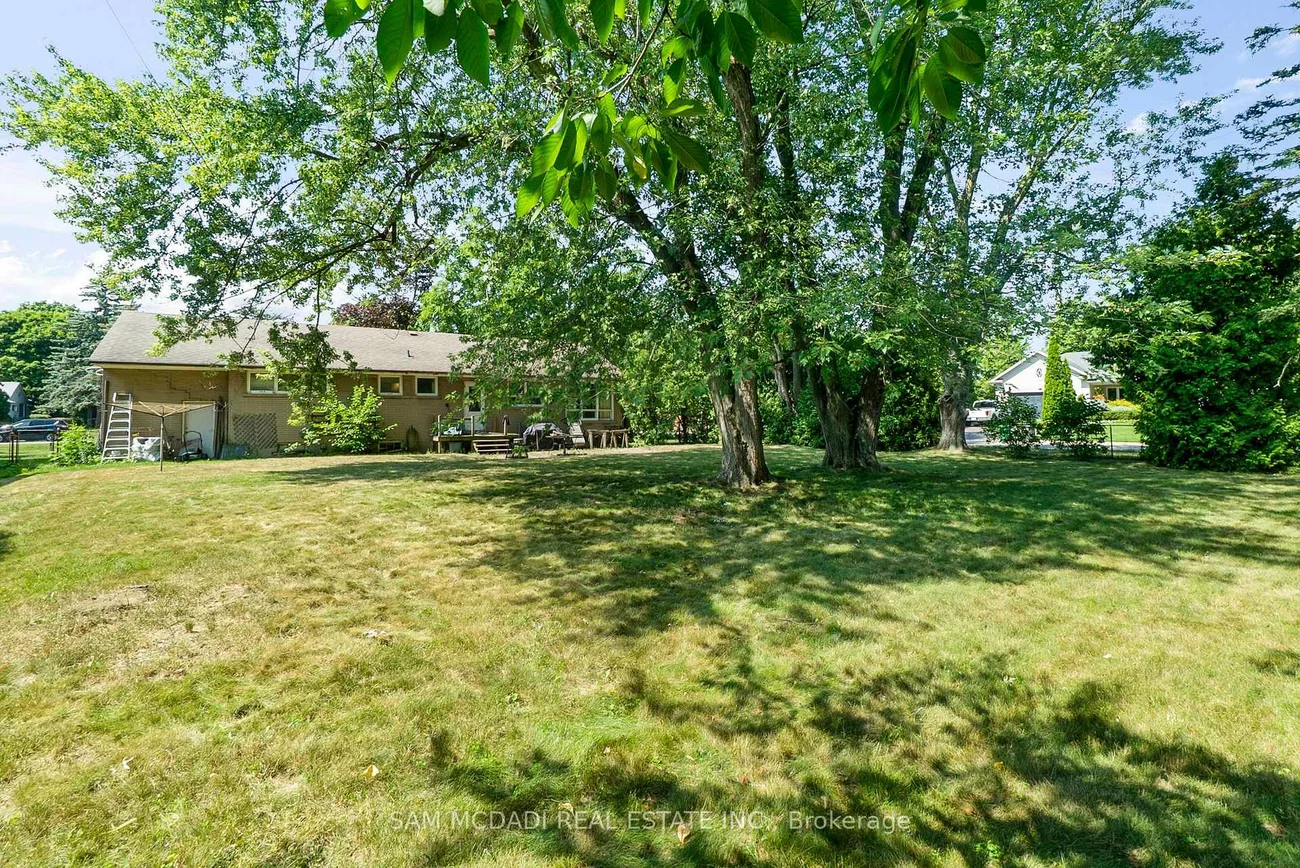 1491, Woodeden, Lorne Park, Mississauga