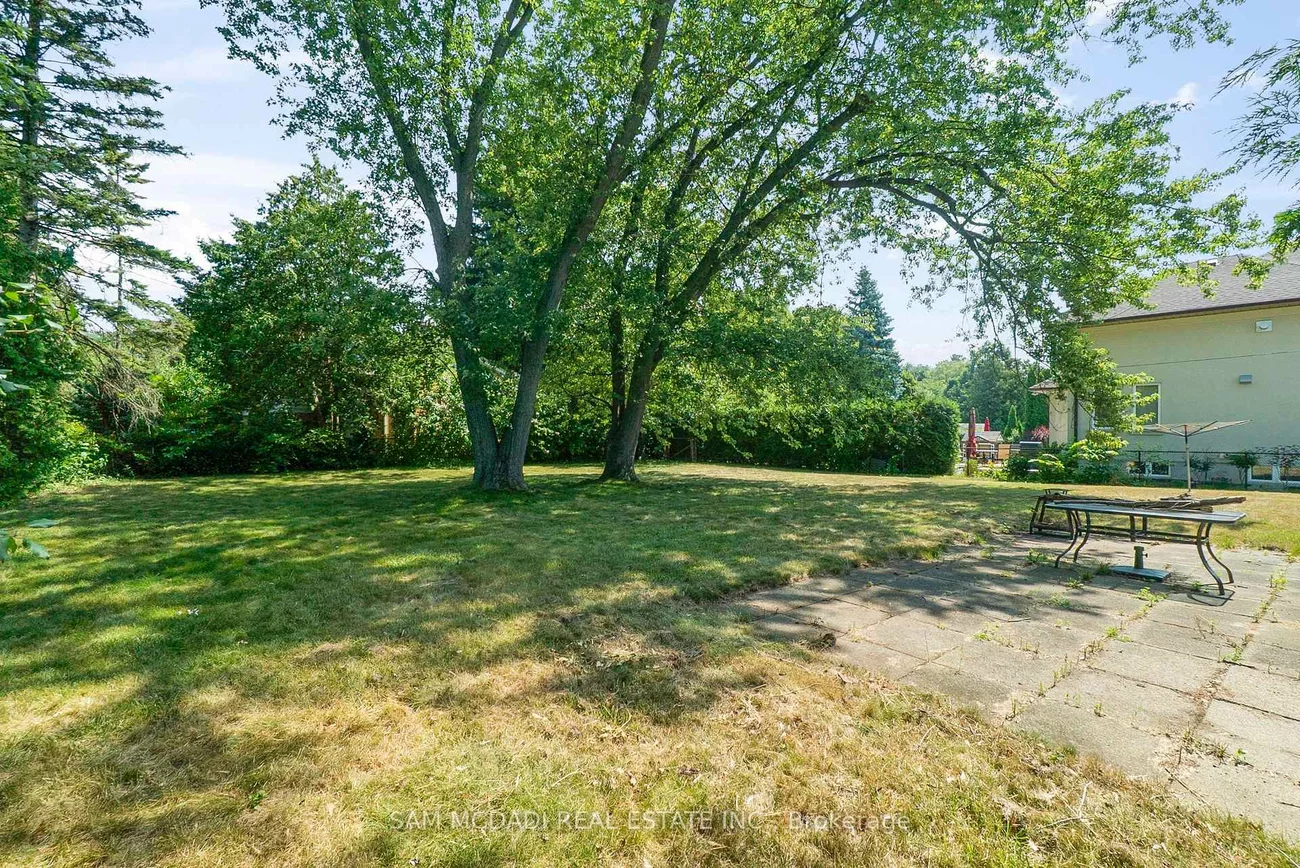 1491, Woodeden, Lorne Park, Mississauga