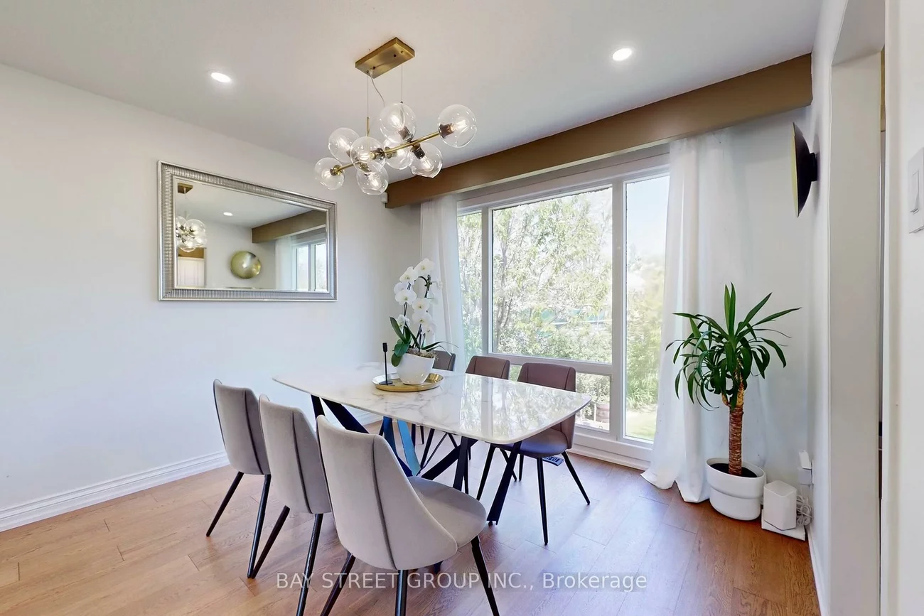 6119, Wabukayne, Meadowvale, Mississauga