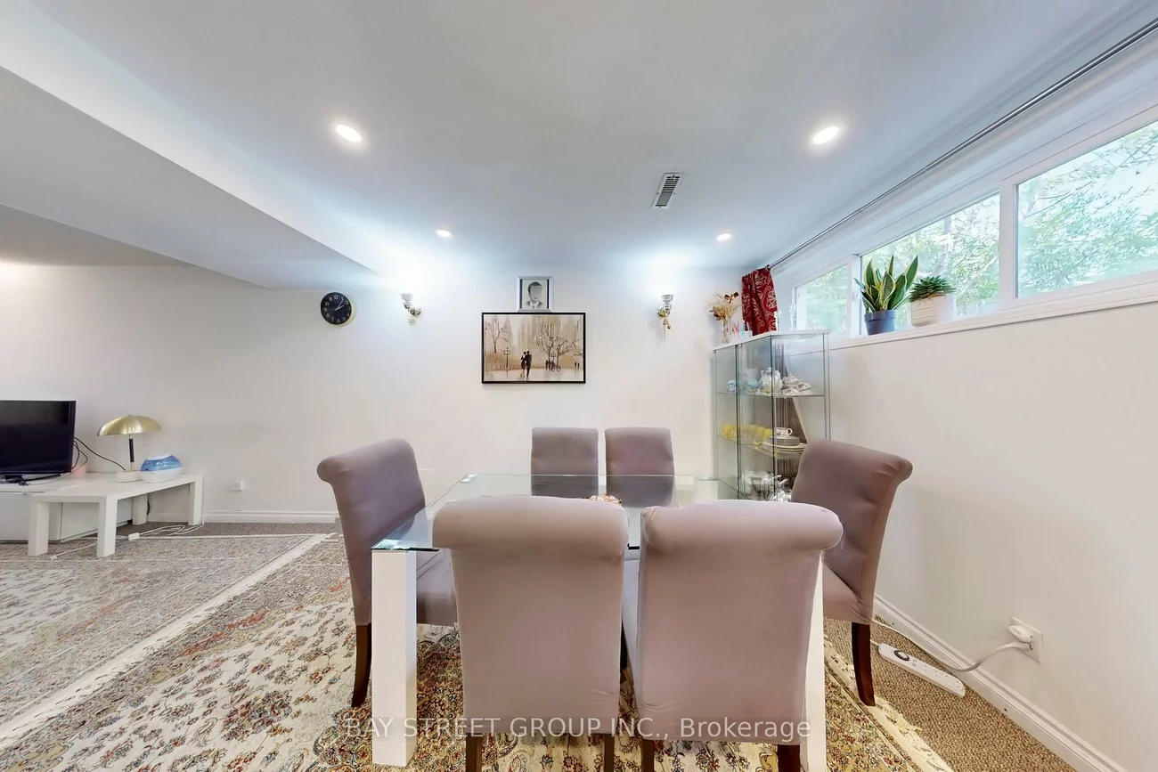 6119, Wabukayne, Meadowvale, Mississauga