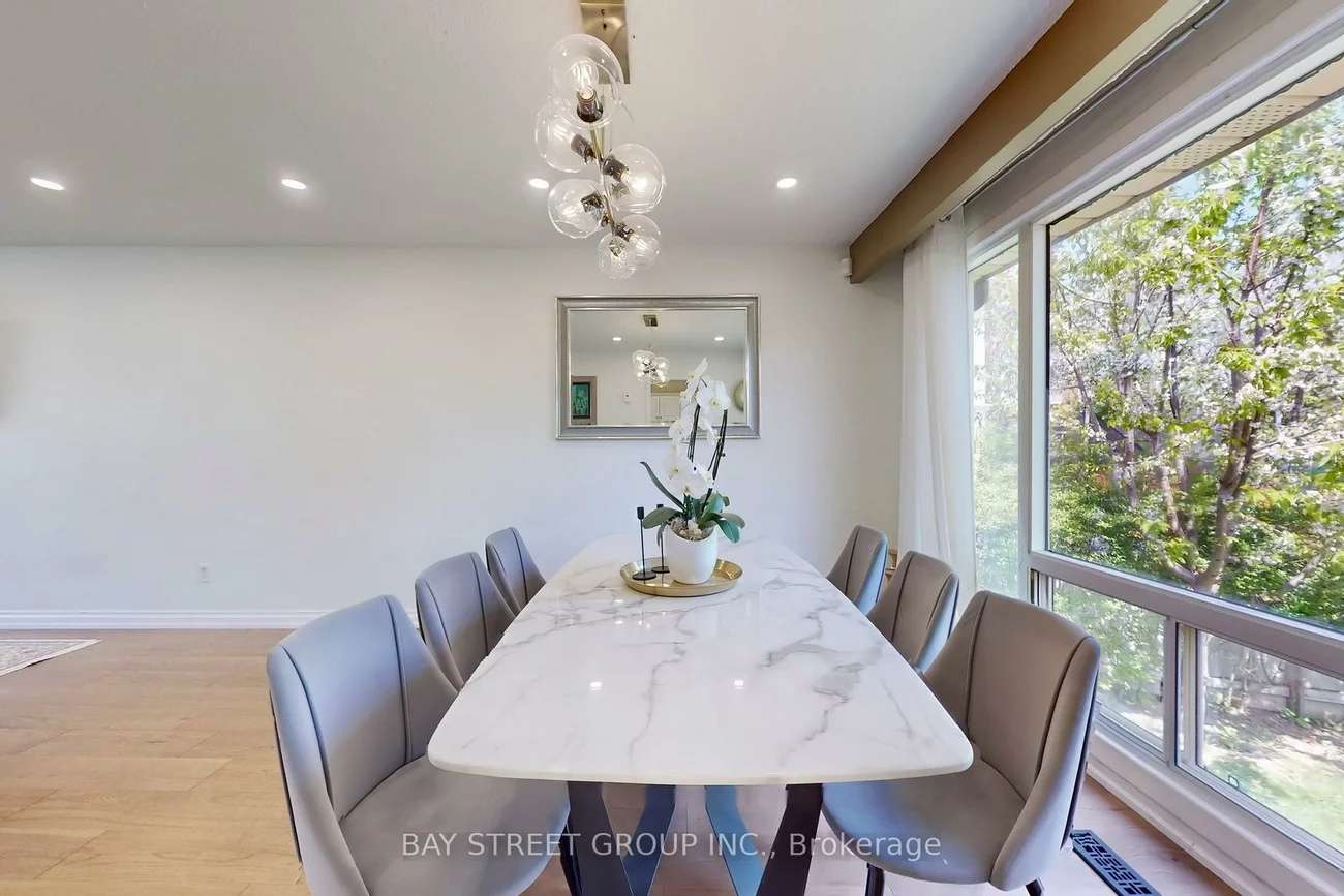 6119, Wabukayne, Meadowvale, Mississauga