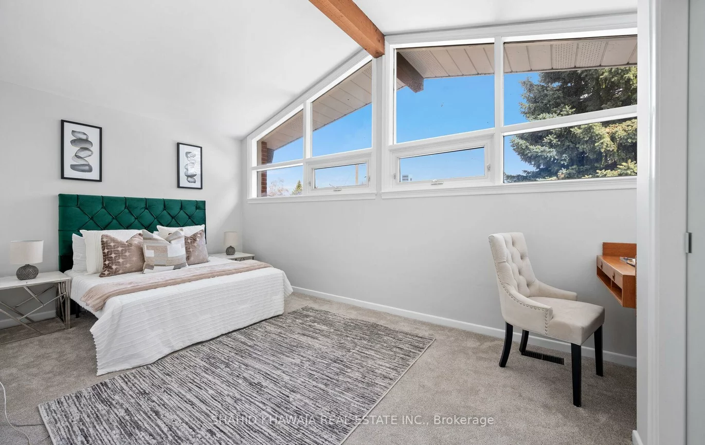 1550, Carletta, Lakeview, Mississauga