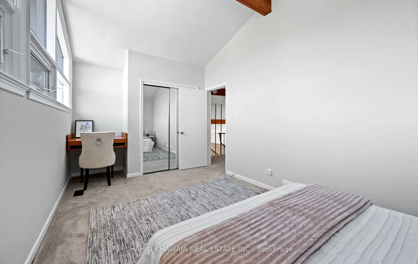 1550, Carletta, Lakeview, Mississauga