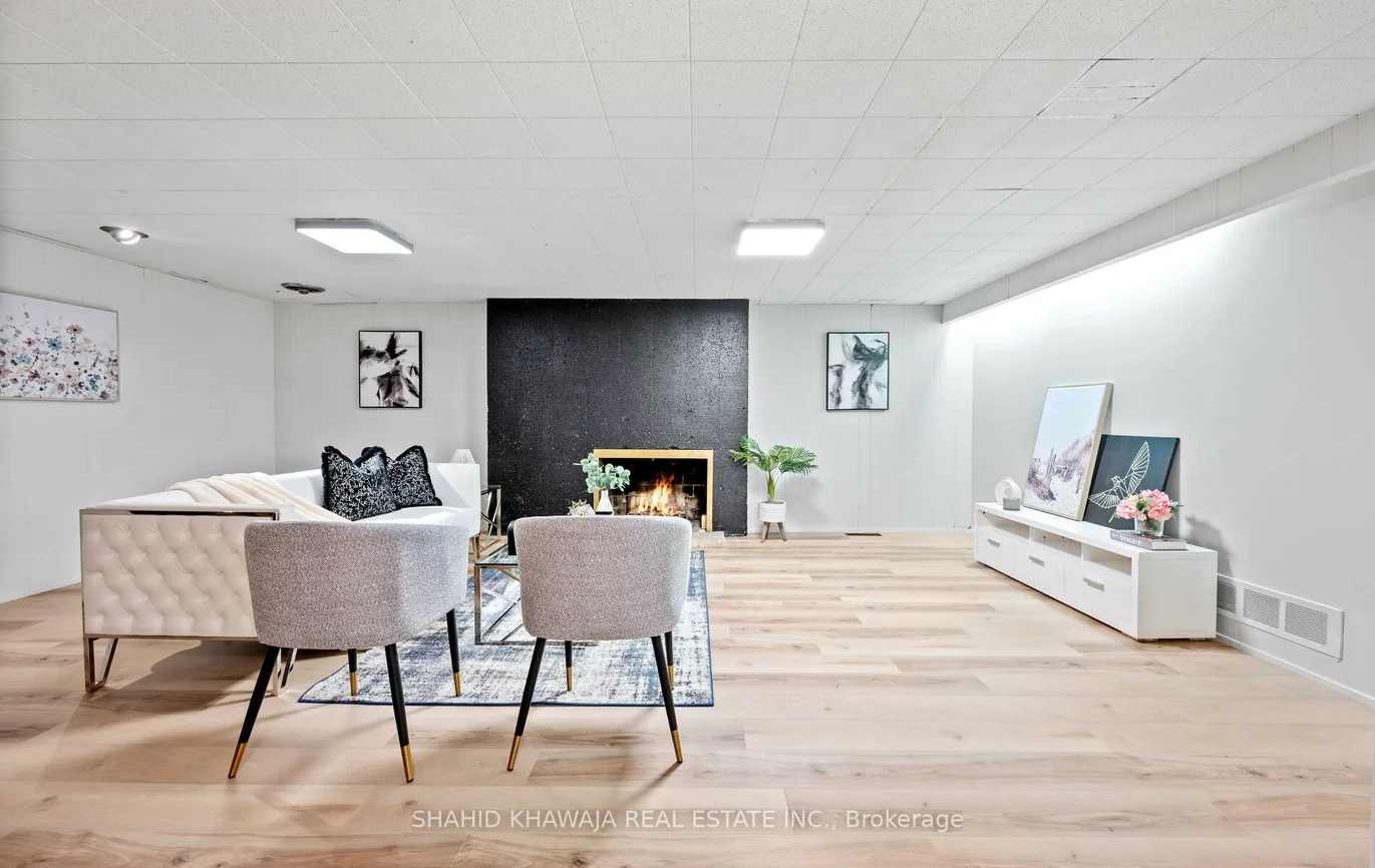 1550, Carletta, Lakeview, Mississauga