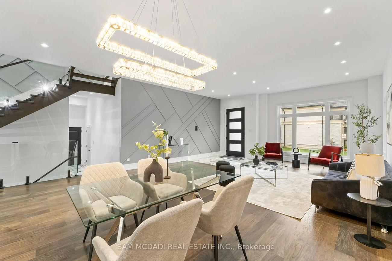 193, Mateo, Cooksville, Mississauga