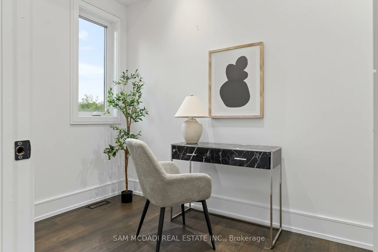 193, Mateo, Cooksville, Mississauga