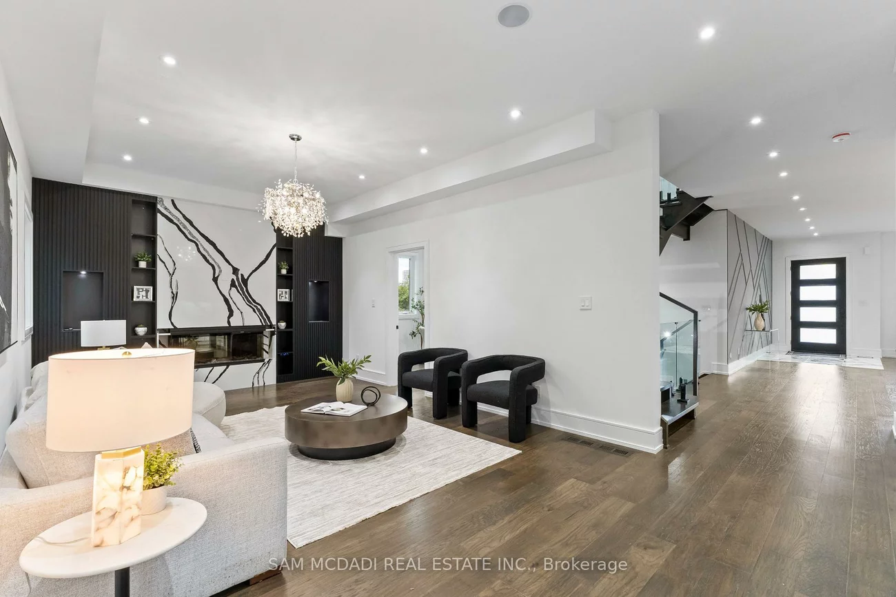 193, Mateo, Cooksville, Mississauga