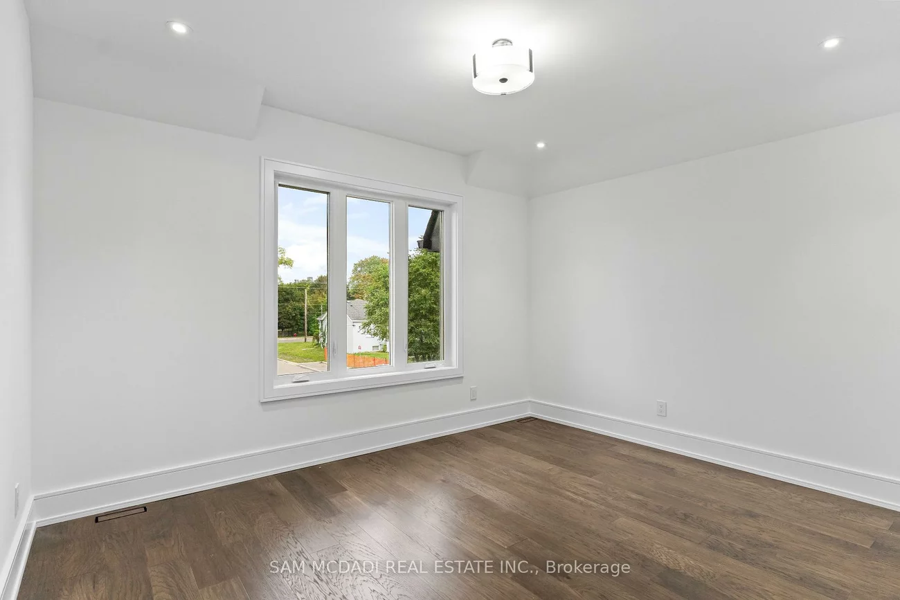 193, Mateo, Cooksville, Mississauga