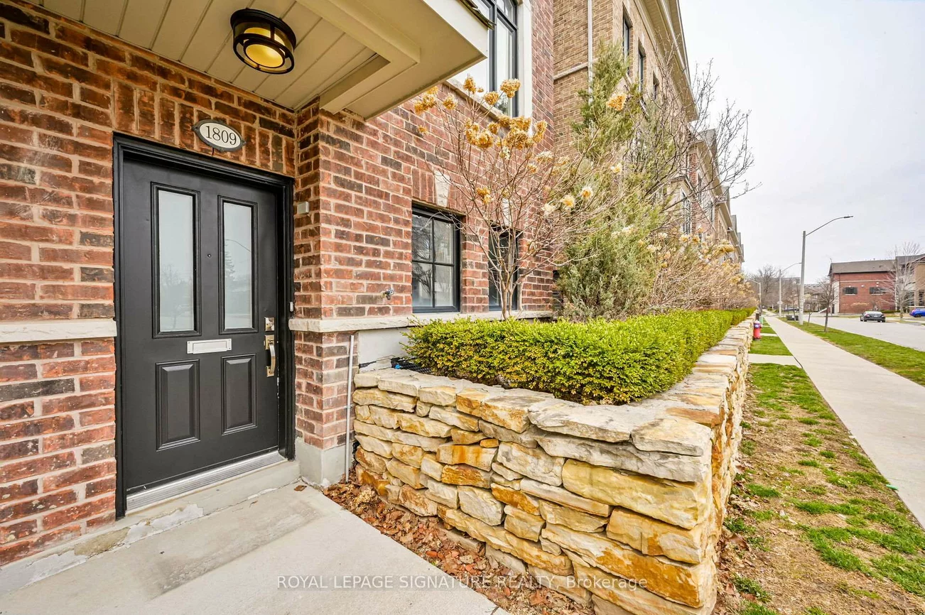 1809, Pagehurst, Applewood, Mississauga