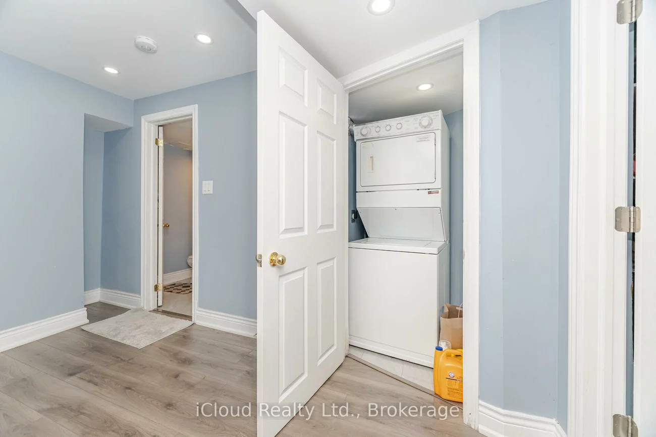 5261, River Forest, East Credit, Mississauga