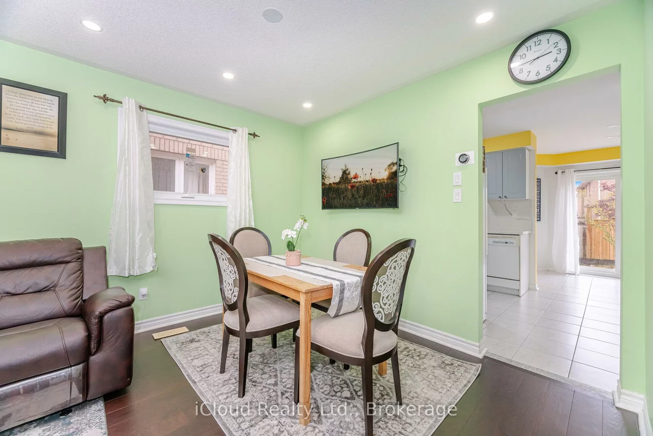 5261, River Forest, East Credit, Mississauga