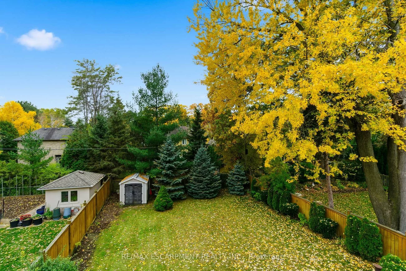 1366, Wilson, Mineola, Mississauga