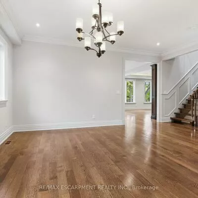 1366, Wilson, Mineola, Mississauga