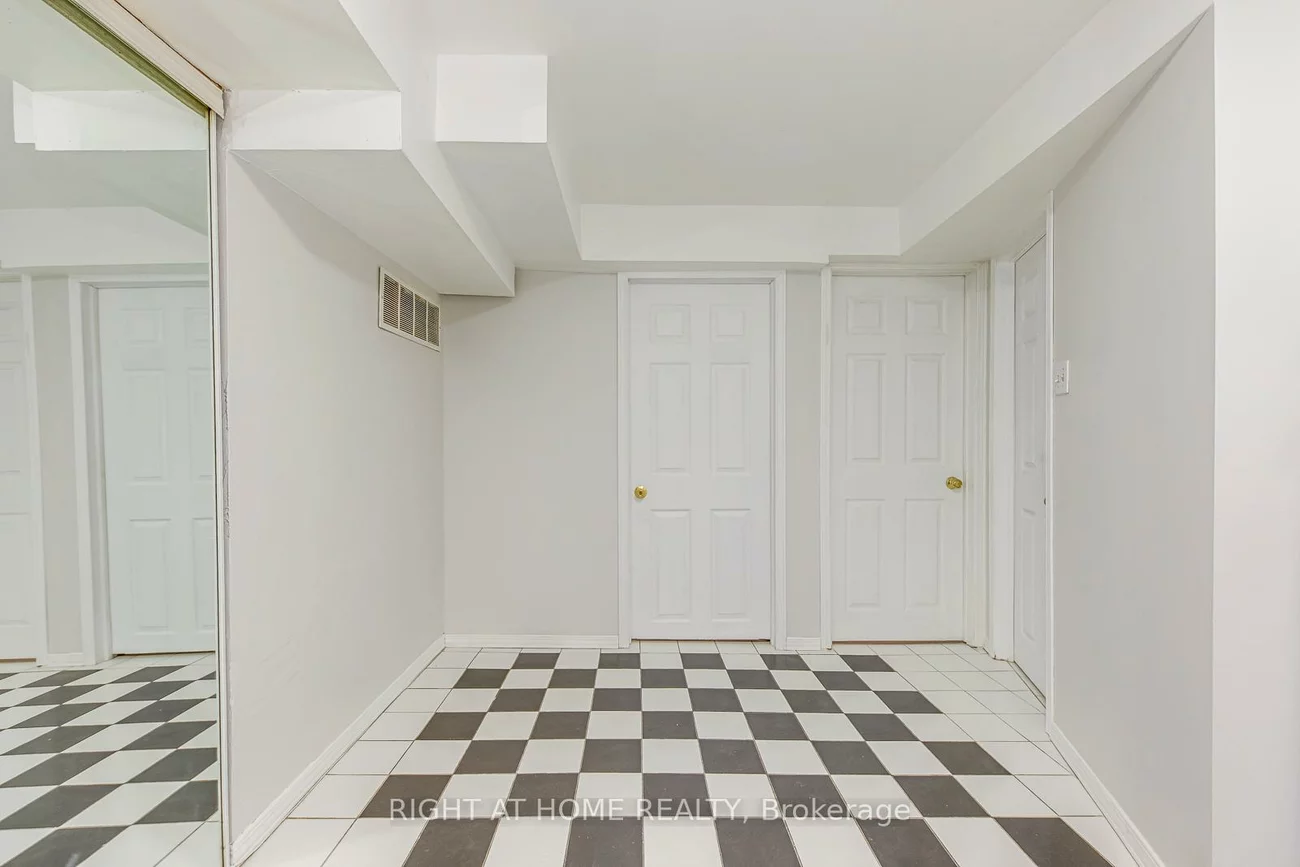 4190, Squire, Creditview, Mississauga