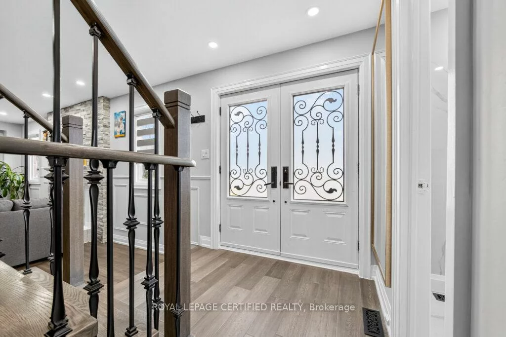 4174, Trellis, Erin Mills, Mississauga