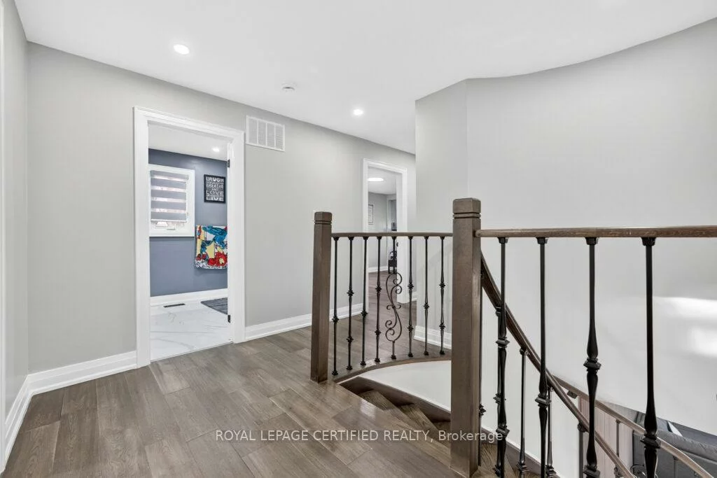 4174, Trellis, Erin Mills, Mississauga