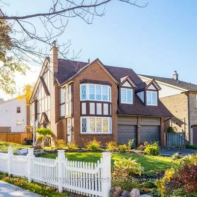 4174, Trellis, Erin Mills, Mississauga
