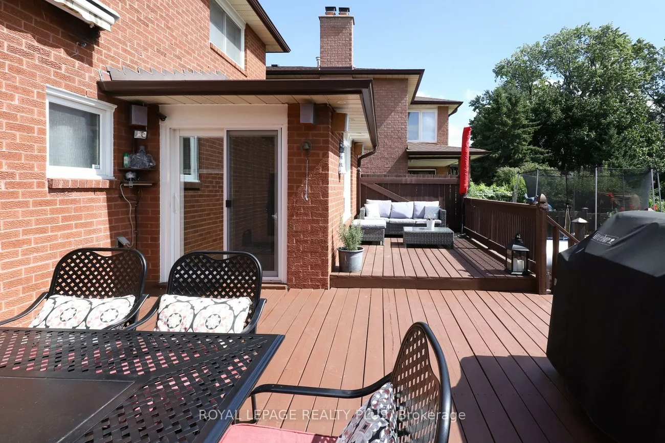 1086, Hedge, Lakeview, Mississauga