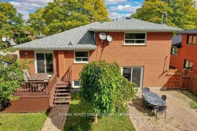 2220, Springfield, Sheridan, Mississauga