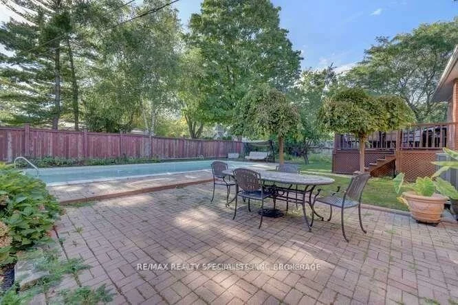 2220, Springfield, Sheridan, Mississauga