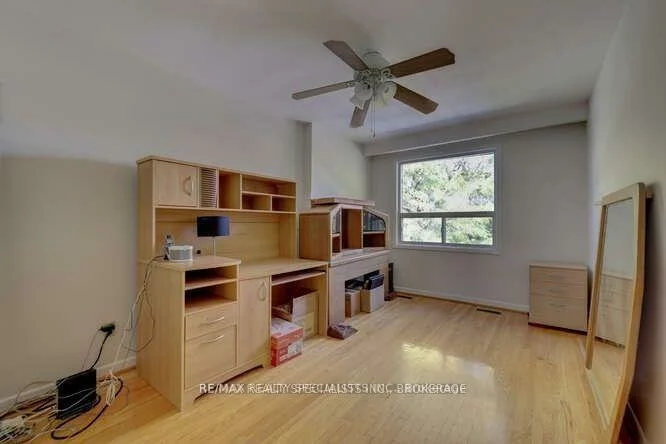 2220, Springfield, Sheridan, Mississauga