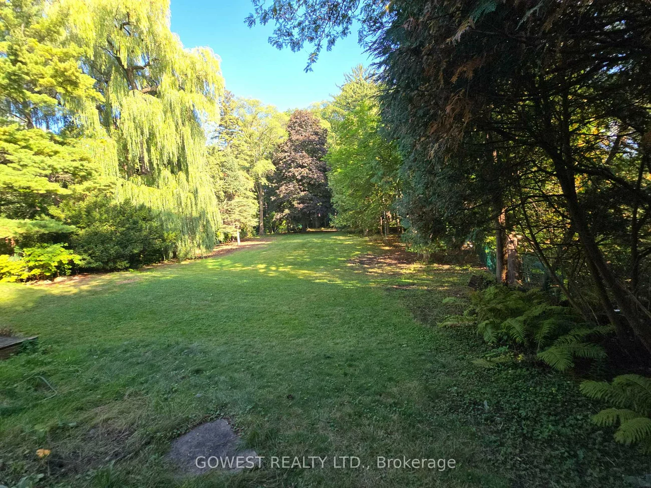 62, Pinewood, Mineola, Mississauga