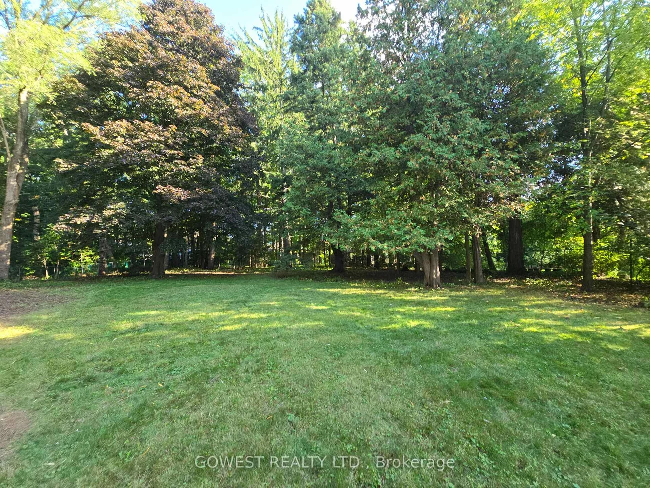 62, Pinewood, Mineola, Mississauga