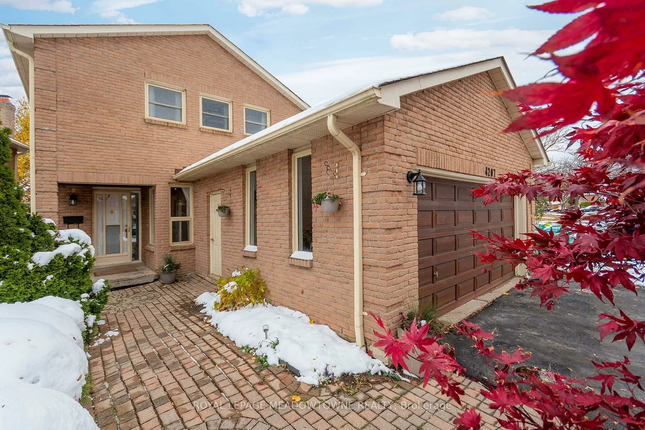 4207, Trapper, Erin Mills, Mississauga