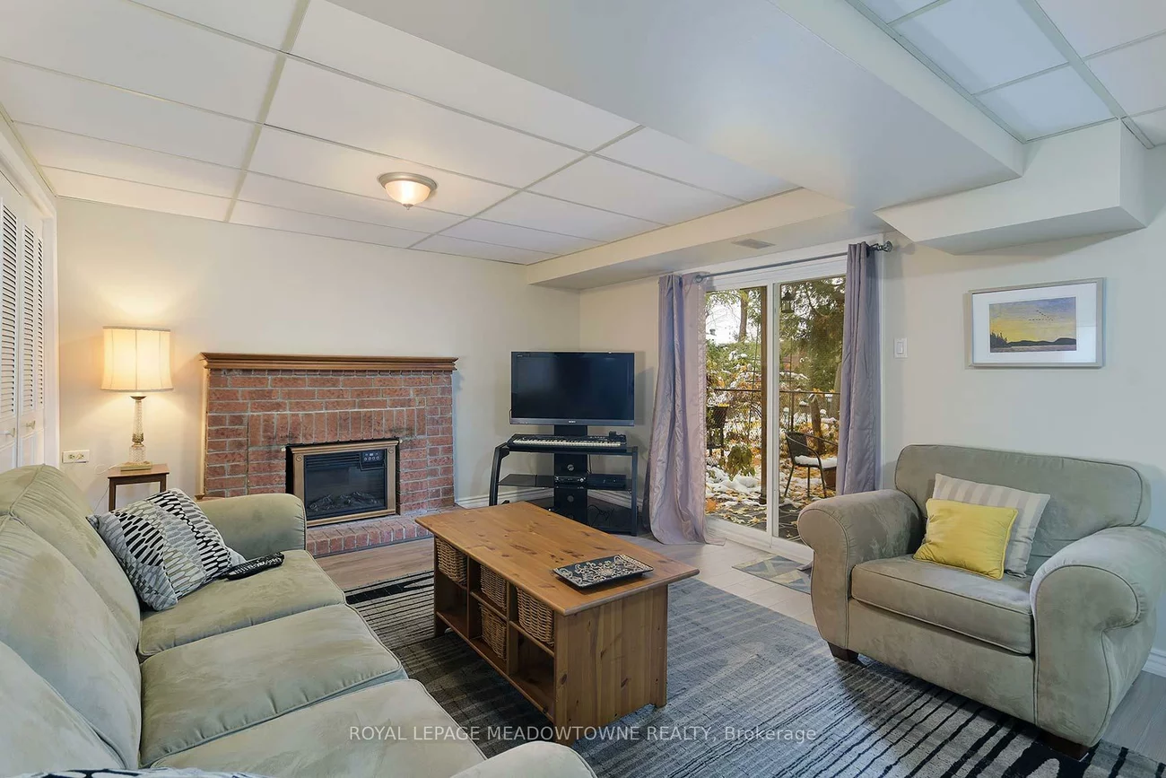 4207, Trapper, Erin Mills, Mississauga