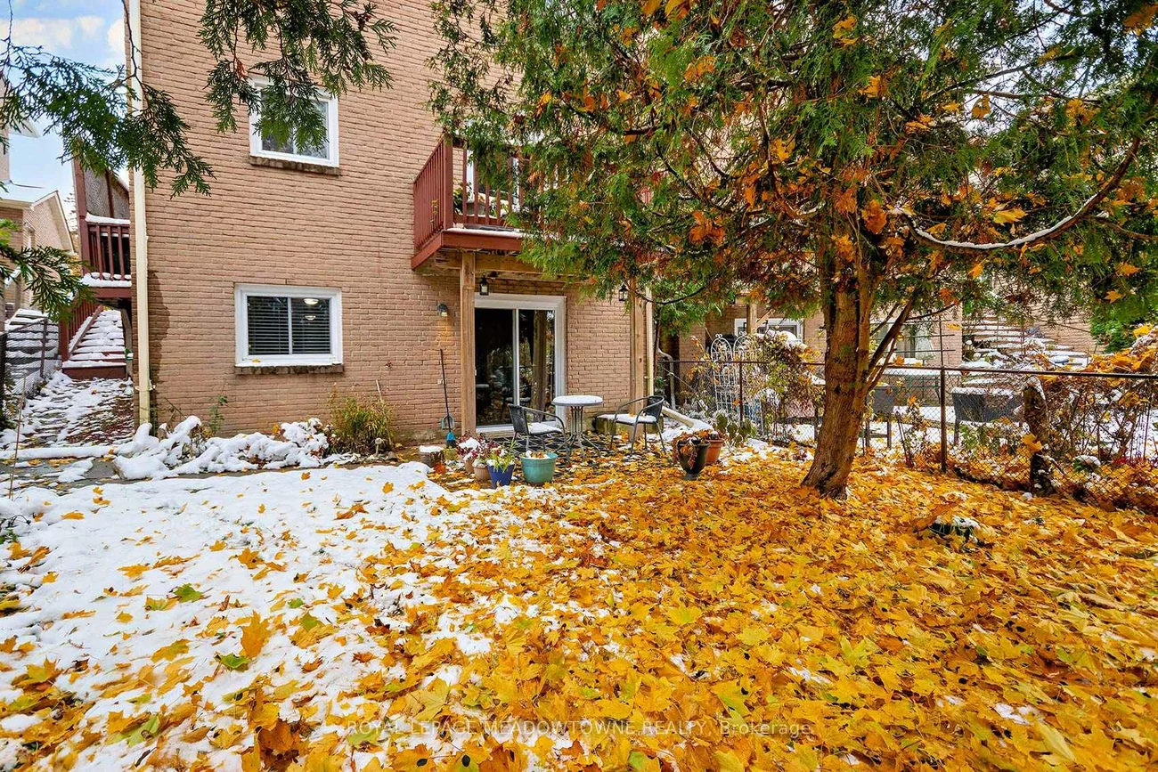 4207, Trapper, Erin Mills, Mississauga