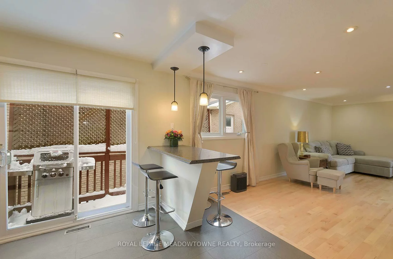 4207, Trapper, Erin Mills, Mississauga