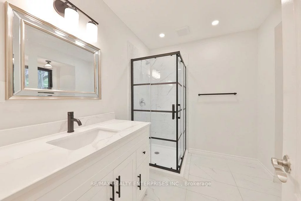 1389, Milton, Mineola, Mississauga