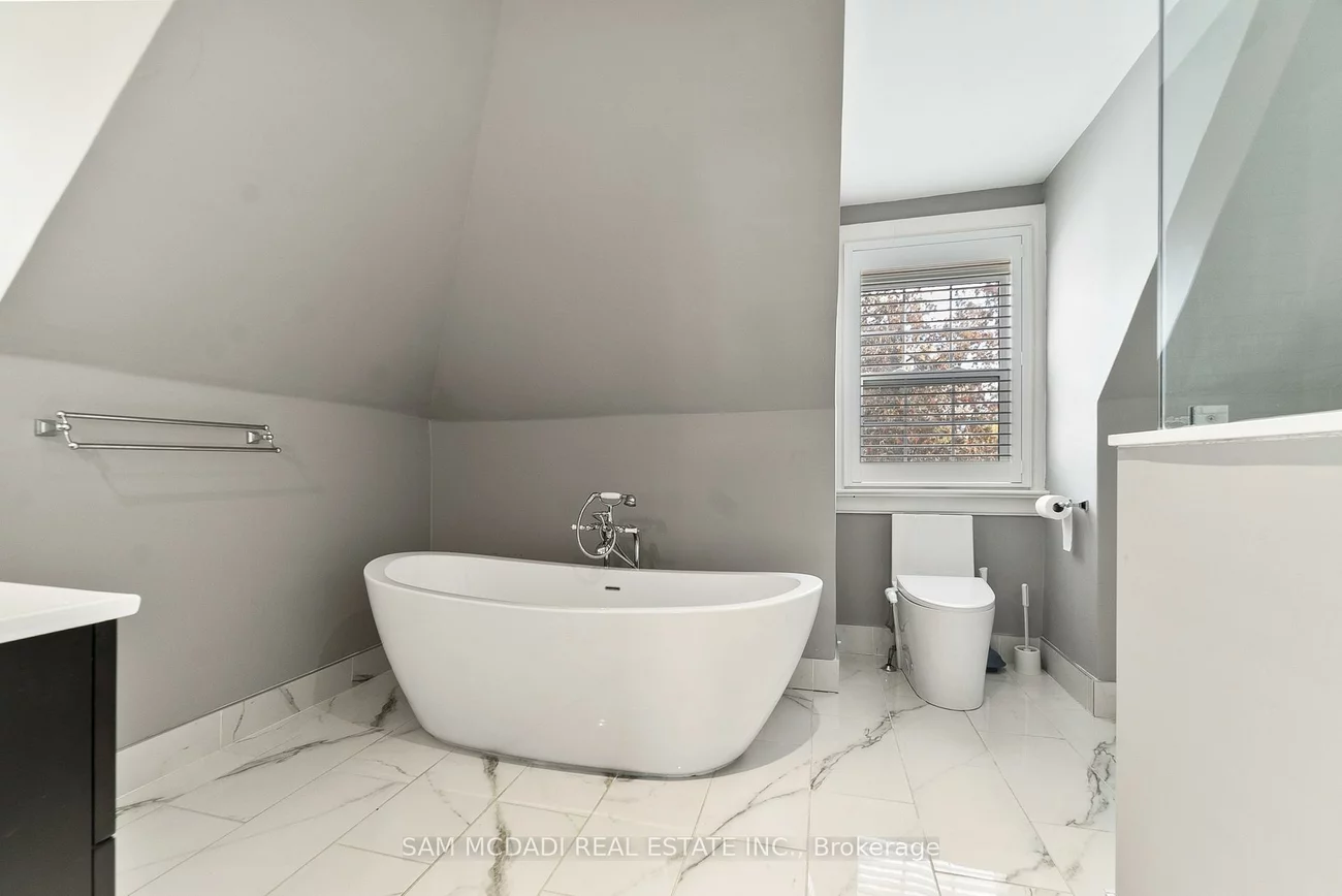 2552, Jarvis, Erindale, Mississauga