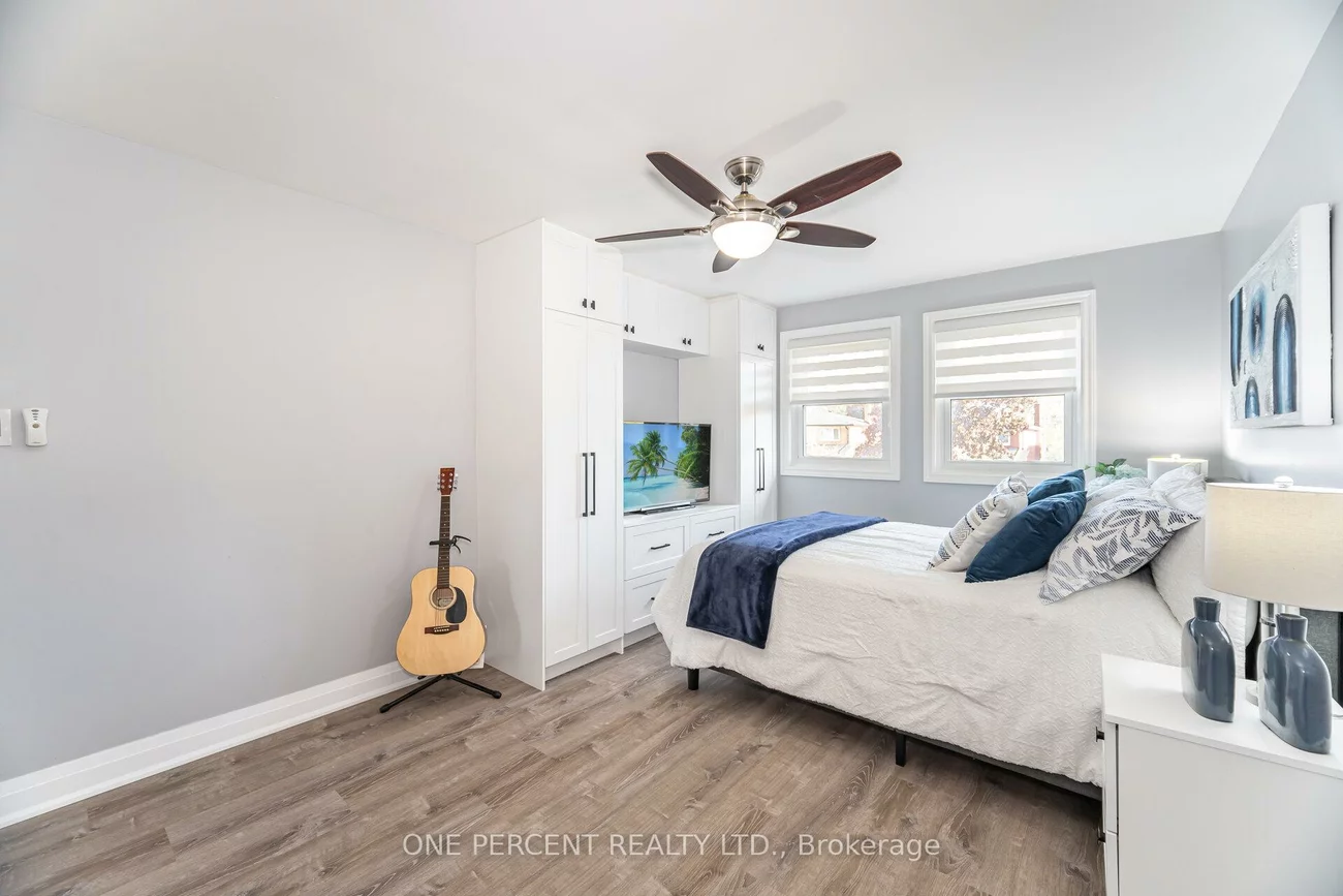 704, Bookham, Rathwood, Mississauga