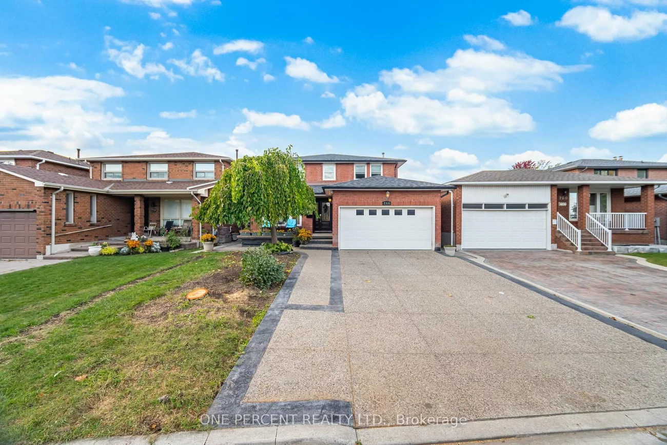 704, Bookham, Rathwood, Mississauga