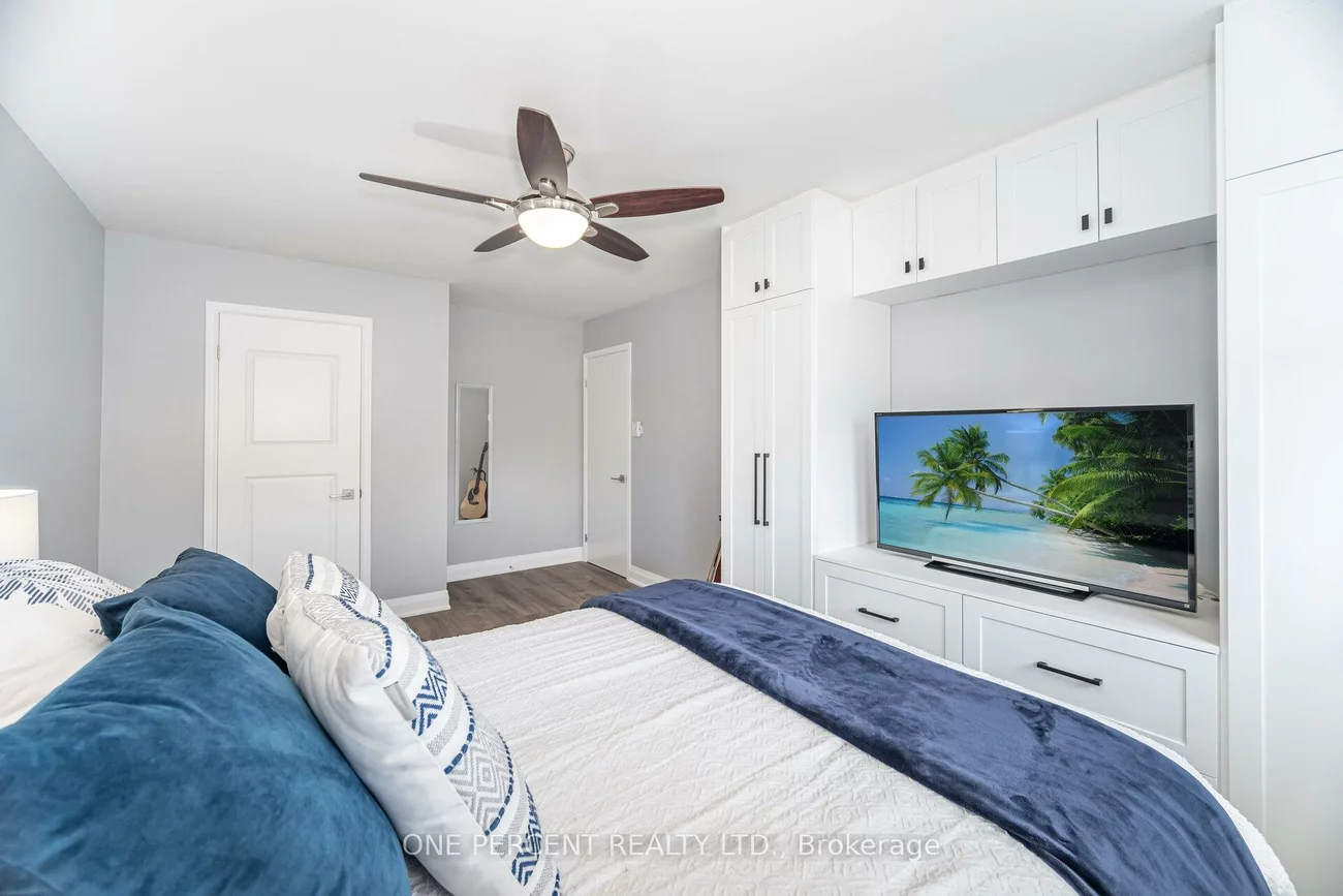 704, Bookham, Rathwood, Mississauga