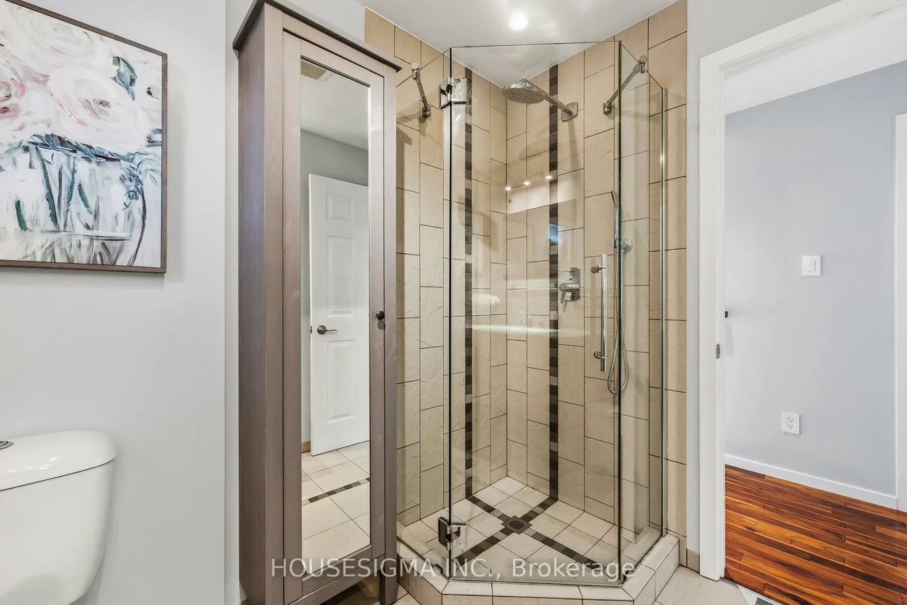 427, Lolita, Mississauga Valleys, Mississauga