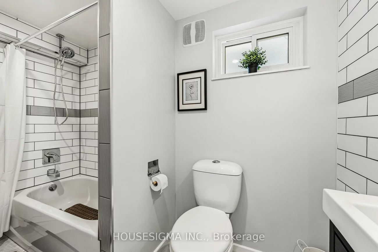 427, Lolita, Mississauga Valleys, Mississauga