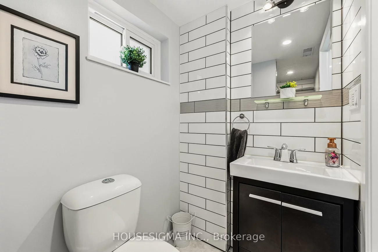 427, Lolita, Mississauga Valleys, Mississauga