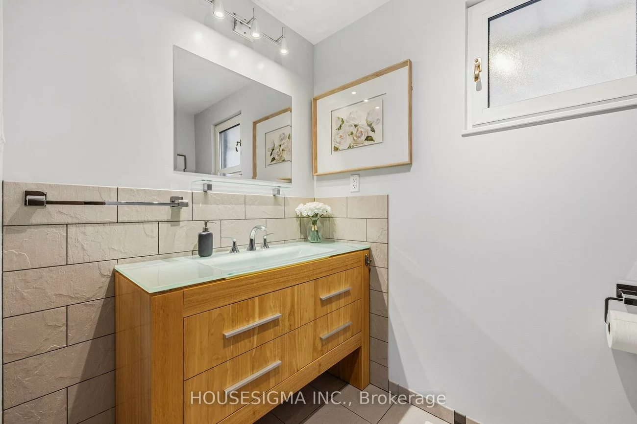 427, Lolita, Mississauga Valleys, Mississauga