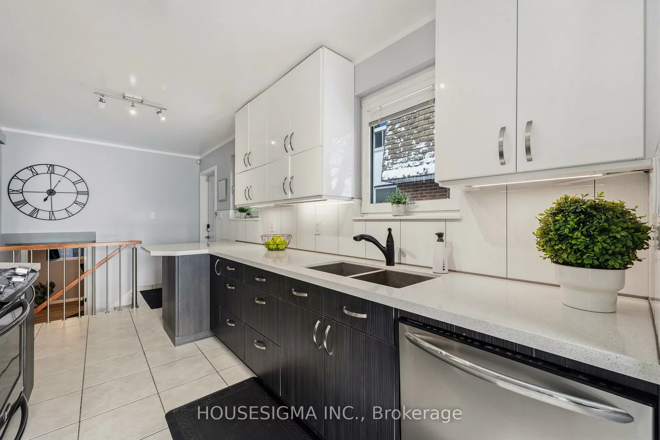 427, Lolita, Mississauga Valleys, Mississauga