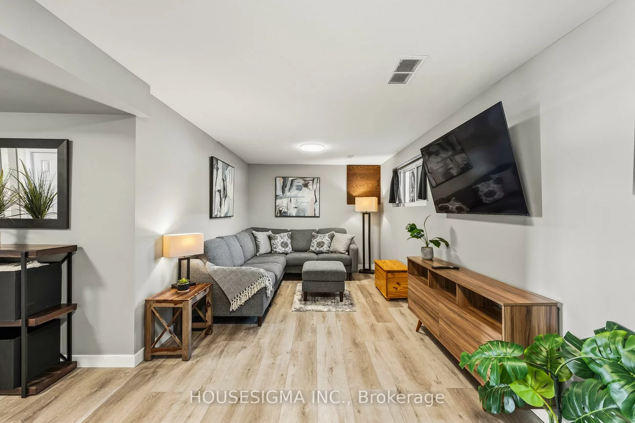 427, Lolita, Mississauga Valleys, Mississauga