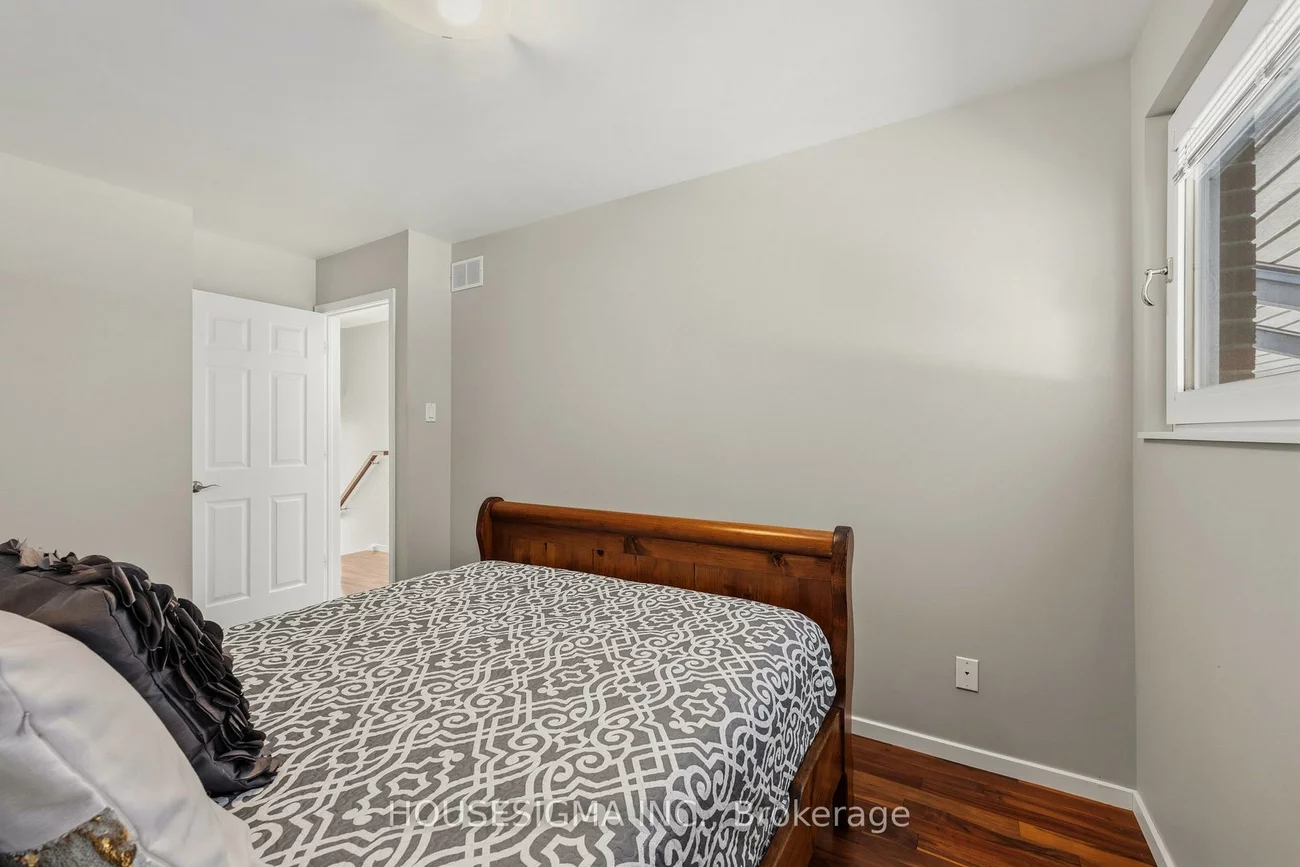 427, Lolita, Mississauga Valleys, Mississauga