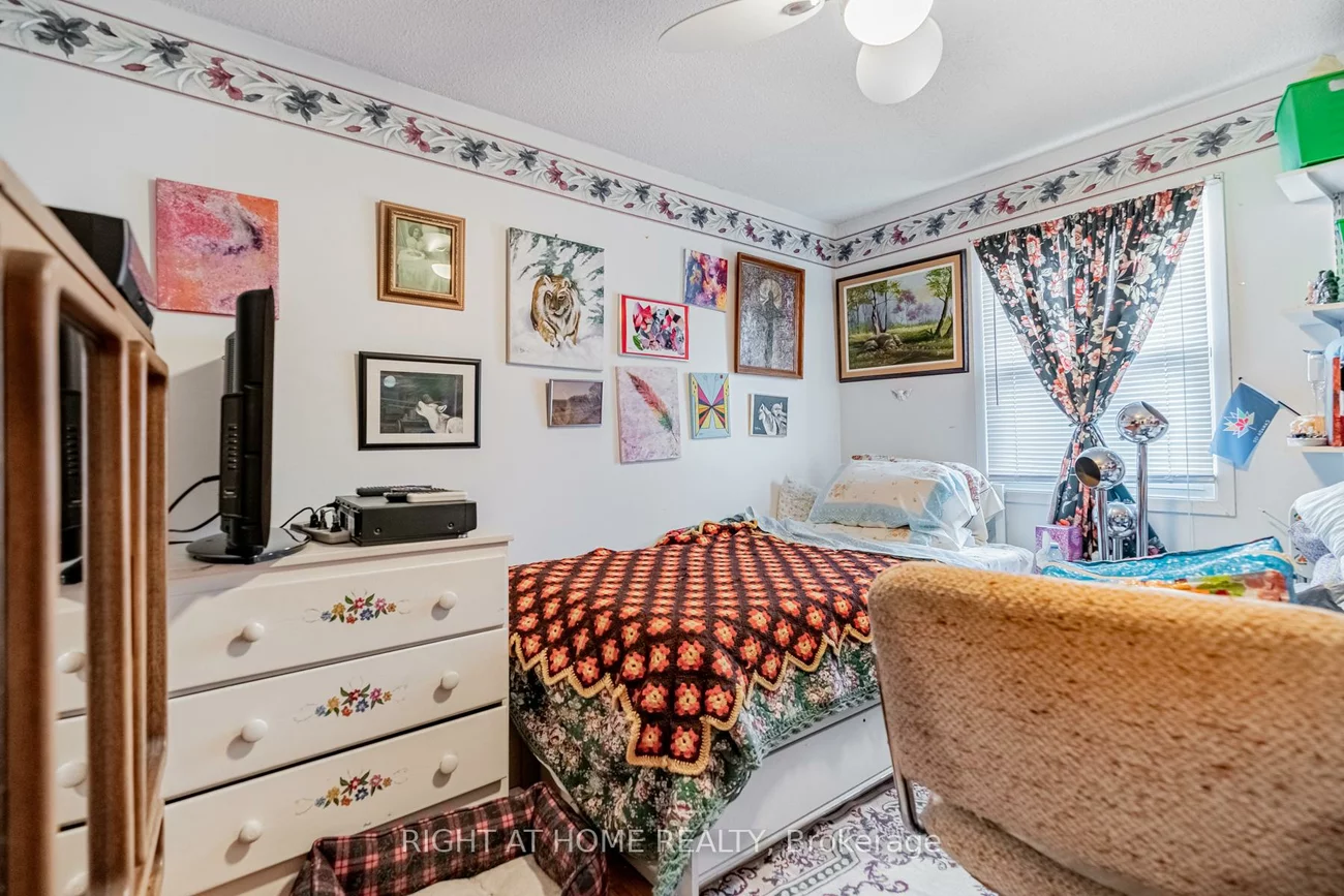 4278, Sawmill Valley, Erin Mills, Mississauga