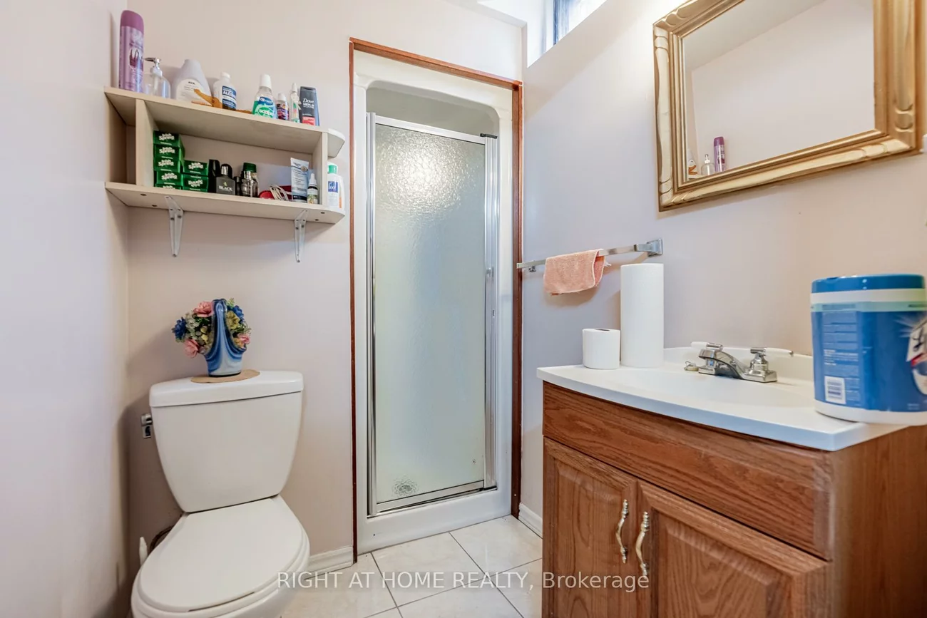 4278, Sawmill Valley, Erin Mills, Mississauga